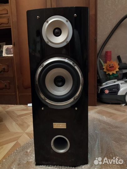 Музыкальная колонка