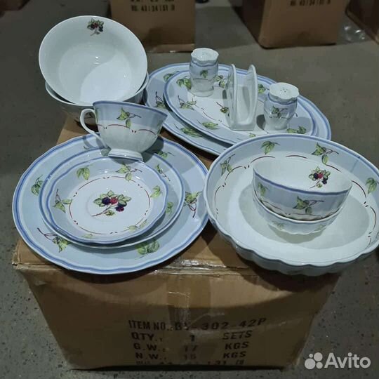 Набор столовой посуды