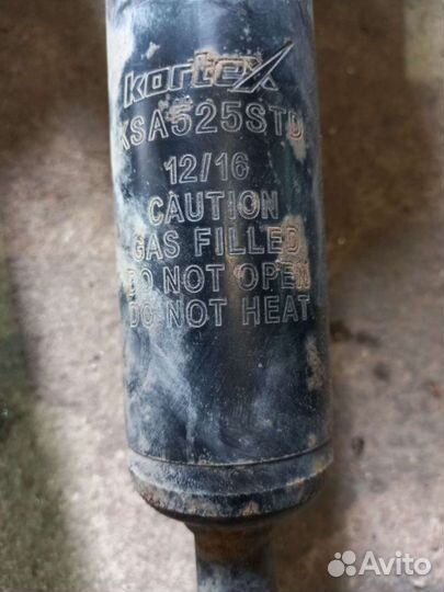 Передние амортизаторы (стойки) Audi A4 B6