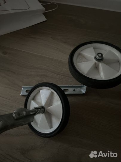 Дополнительные колеса для детского велосипеда