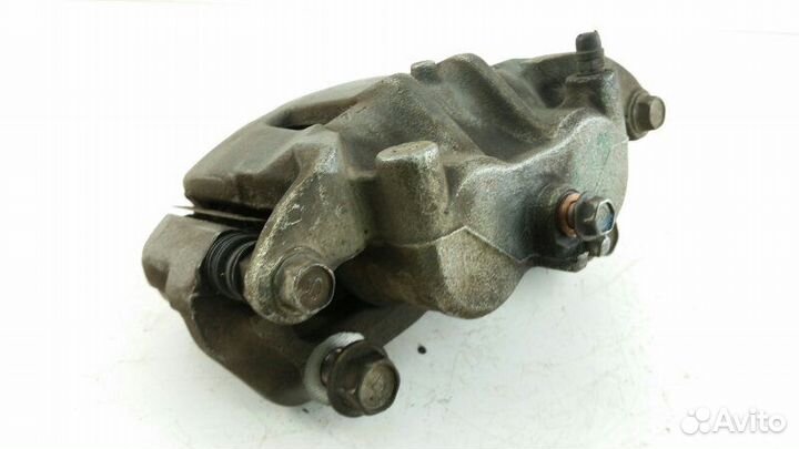 Суппорт передний правый Nissan Serena C25 2007