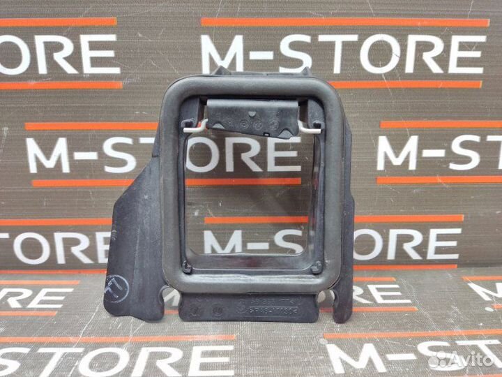 Воздуховод печки передний левый Bmw 7-Series