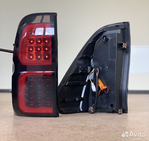 Hilux 2015-2020 Led (Диодные) стоп сигналы Q1CA2