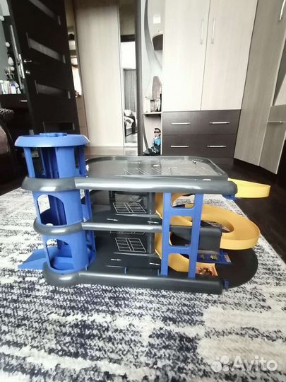 Парковка для машин