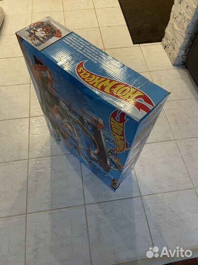 Hot Wheels Ultimate garage FTB69