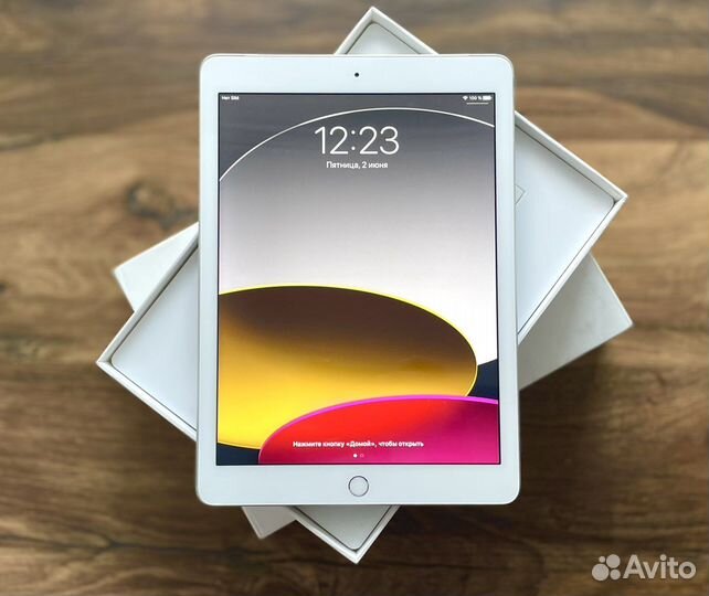 iPad 6 Silver 32GB Wi-Fi / Sim