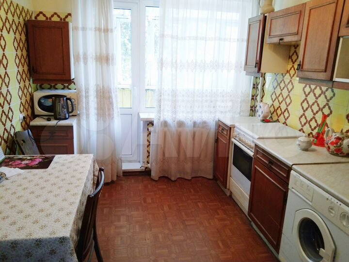 3-к. квартира, 70 м², 2/12 эт.