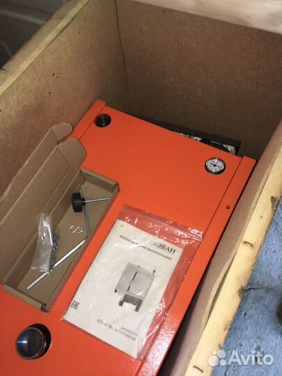 Твердотопливный котел новый