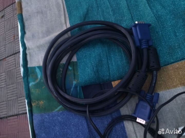 Провода, мышка, наушники, веб камера и т.д