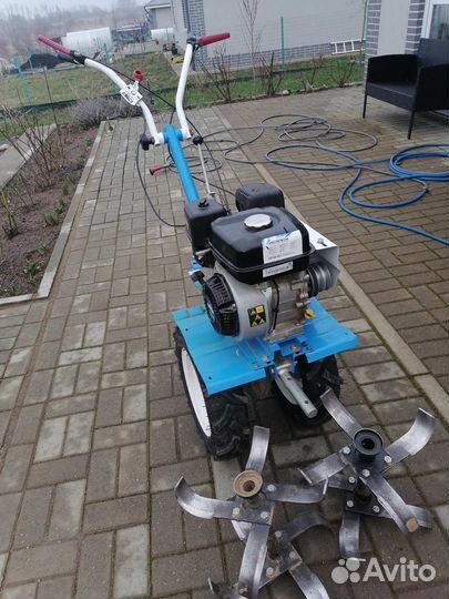 Продаю Мотоблок Нева мб 2