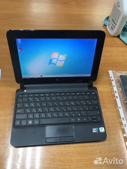 Нетбук HP Mini