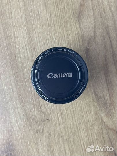 Объектив Canon EF 50mm f/1.8 II