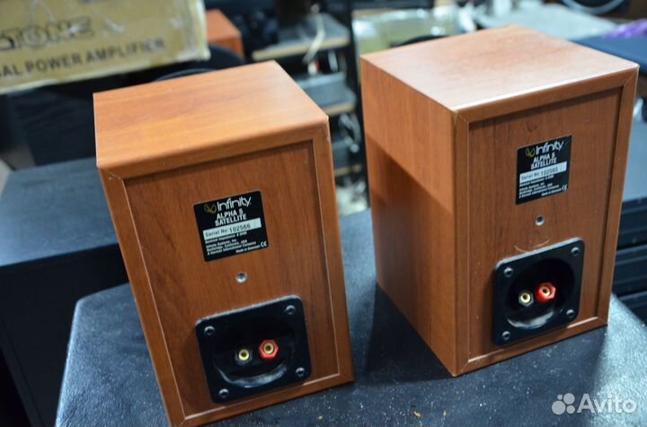 Колонки полочные Infinity Alpha 5 Satellite Дания