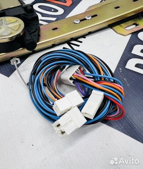 Передние стеклоподъемники Ваз 2110/Приора