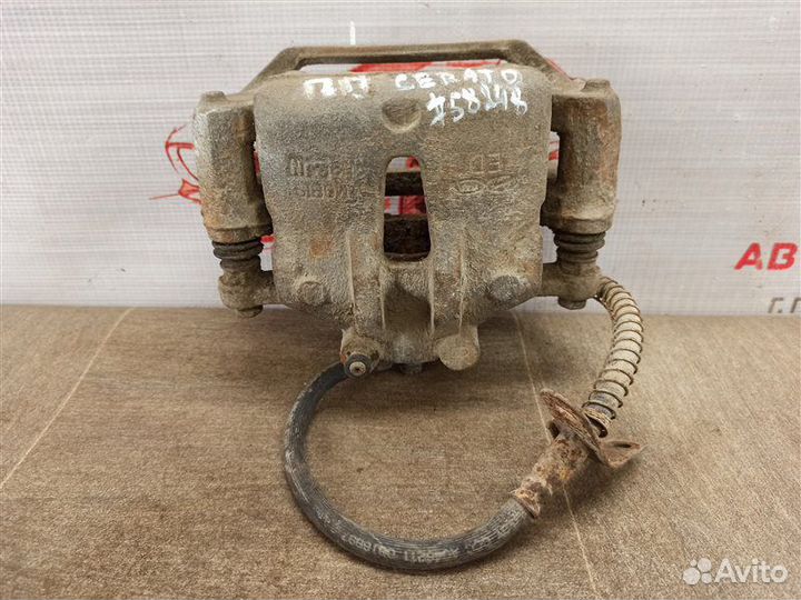 Тормозная система - суппорт передняя правая Kia