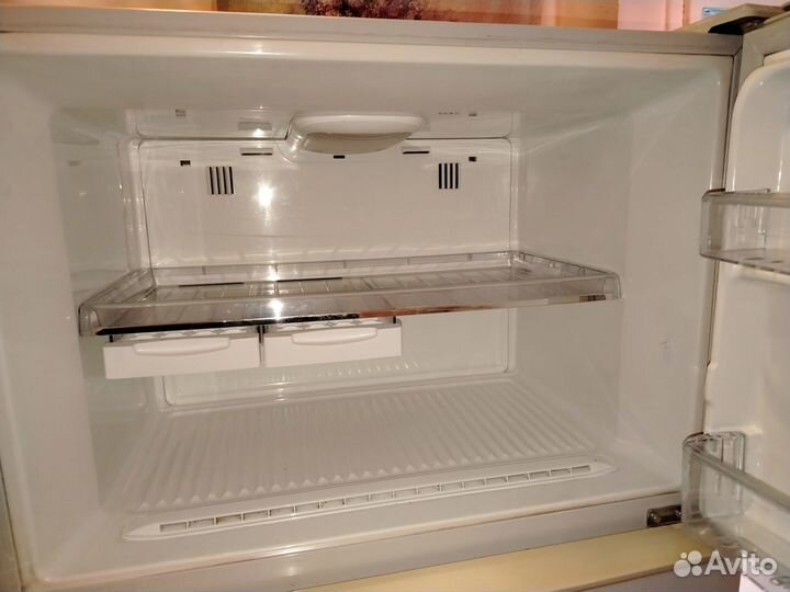 Холодильник двухкамерный LG «GR 642bepf» 640 л