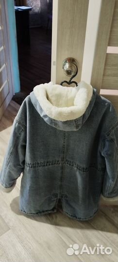 Джинсовая куртка с мехом