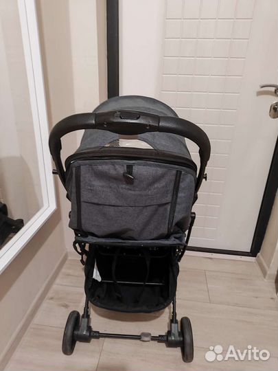 Прогулочная коляска детская складная в аренду