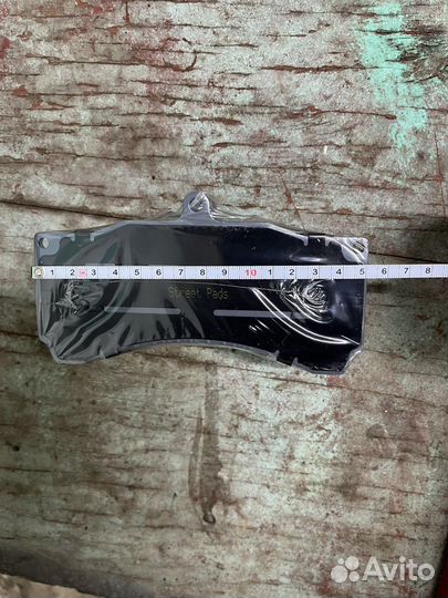 Тормозные колодки HBP BP806-01