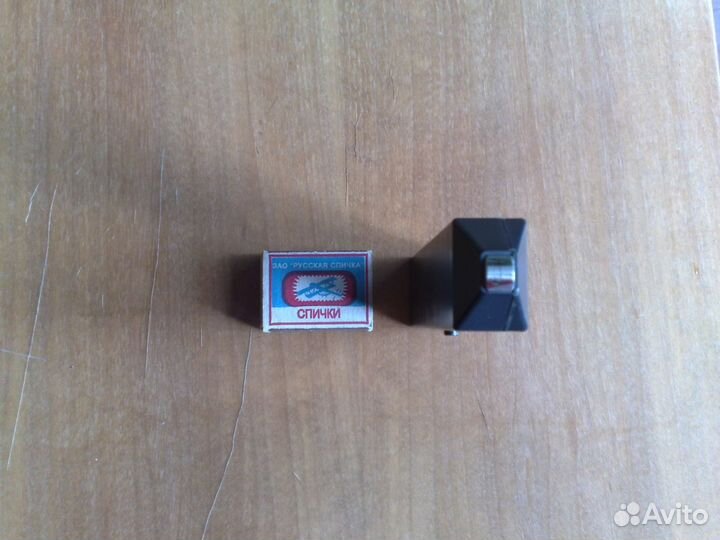 Детектор долларов и отечественных купюр карманный