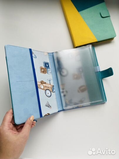 Папка для детских документов ручной работы