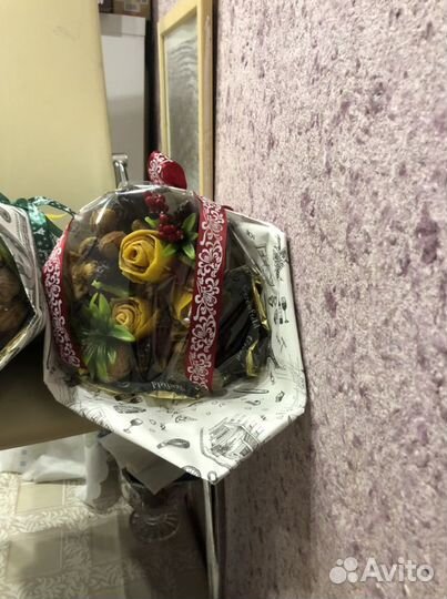 Съедобные букеты И корзины из сухофрукти и орехи