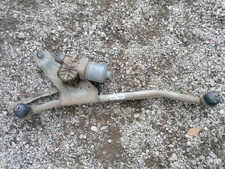 Трапеция дворников с мотором Renault Logan