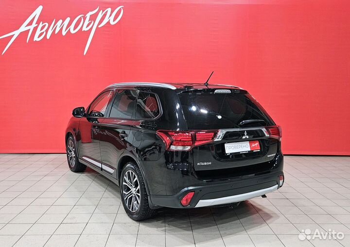 Mitsubishi Outlander 2.4 CVT, 2015, 144 000 км