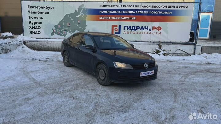 Трос регулировки сиденья Volkswagen Jetta (A6). Ле