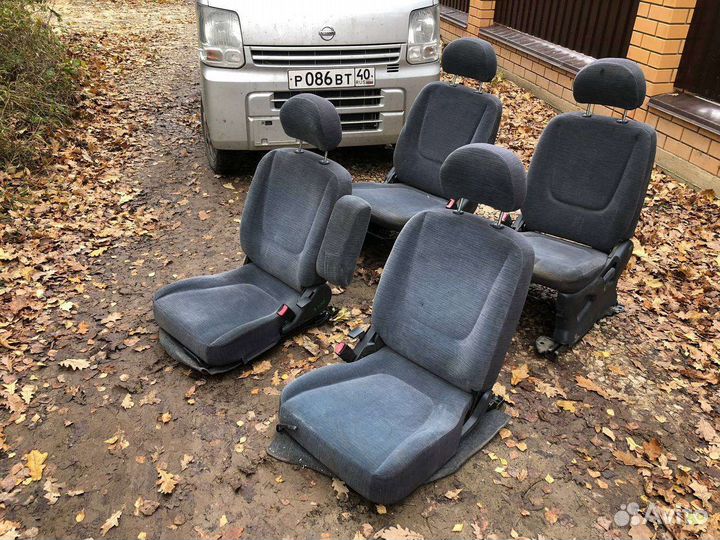 Сидение на Nissan Клиппер/Mitsubishi Town Box