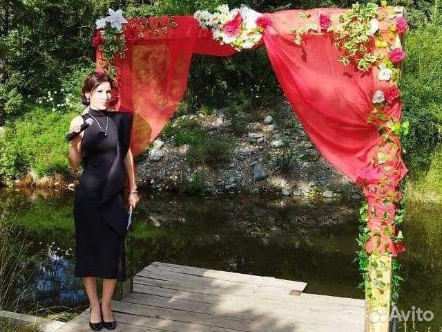 Ведущая (тамада) и ди-джей