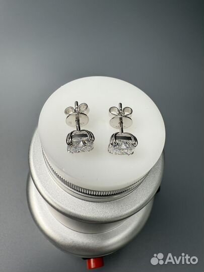 Золотые пусеты hpht в огранке кушон 2.29 ct