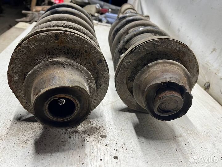 Задняя стойка амортизатор правая lacetti лачети