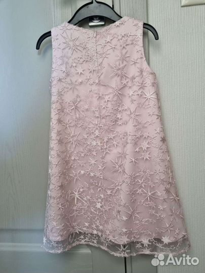 Платье для девочки 140 новое