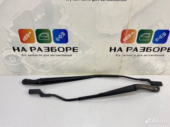 Щетка стеклоочистителя передняя LADA Vesta 2180