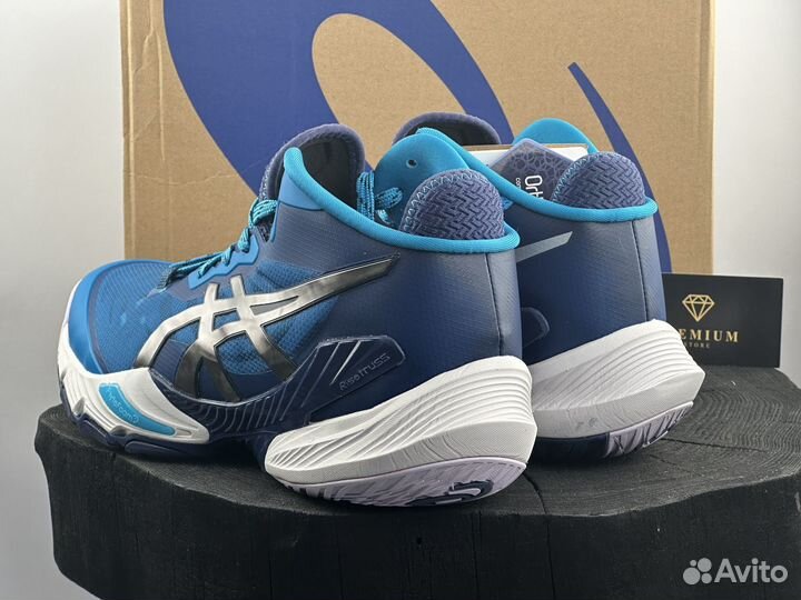 Кроссовки Asics Metarise