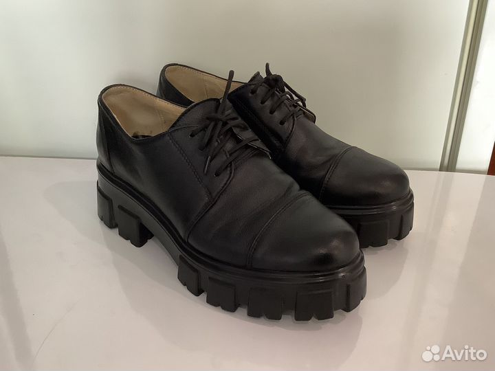 Туфли для девочки 37 размер кожа