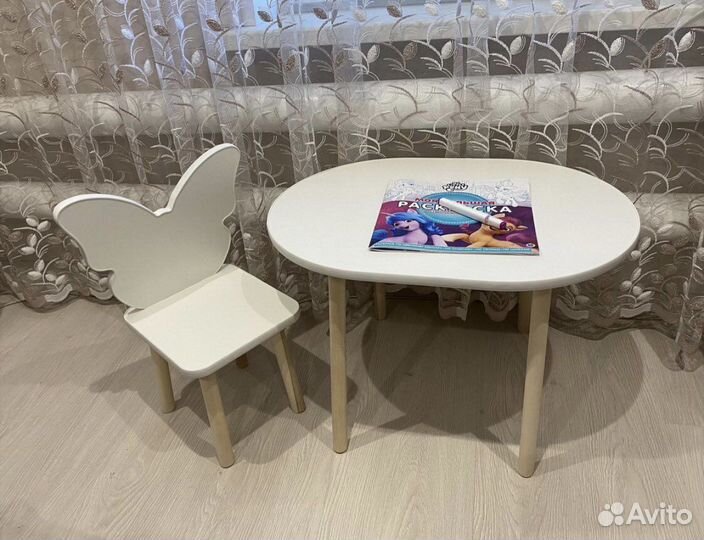 Столик и стульчик для детей