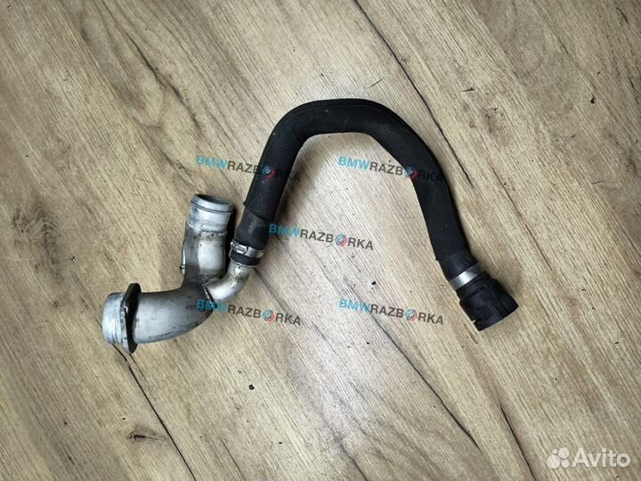 Патрубок охлаждения BMW X5 M E70 2010