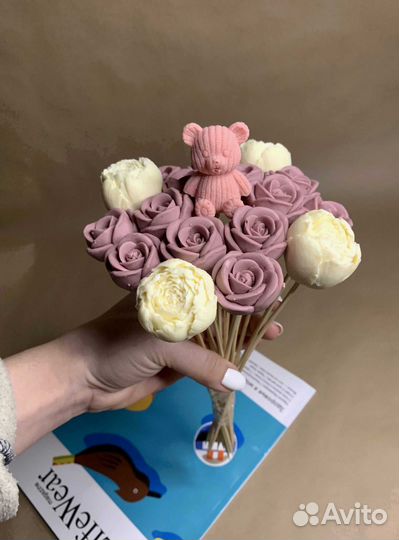 Сладкий подарок девушке