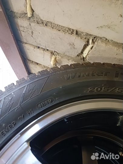 Hankook Winter I'Cept Evo 6.5/55 R16