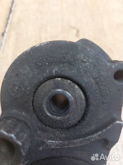 Натяжной ролик приводного ремня Opel Astra H