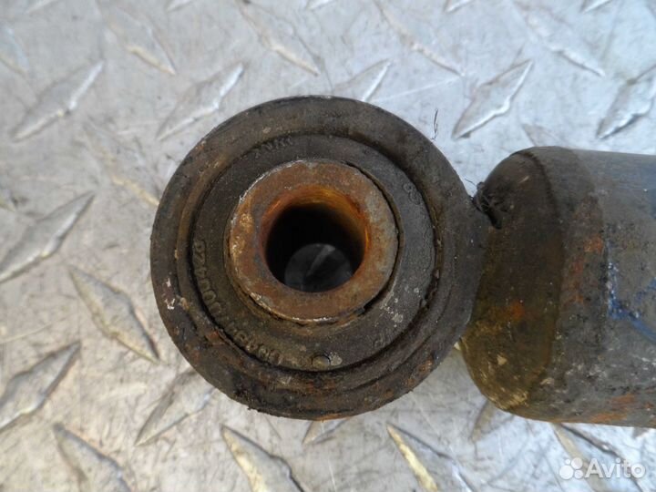 Амортизатор задний L Hyundai H1 2 553004H150