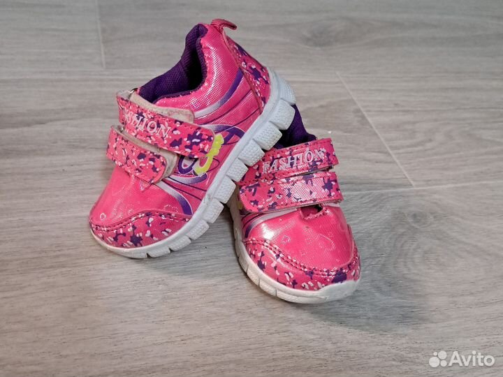 Кроссовки 21 р