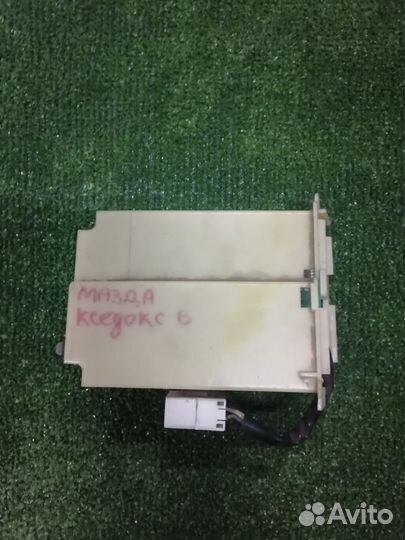 Блок управления климатической установкой Mazda Xed