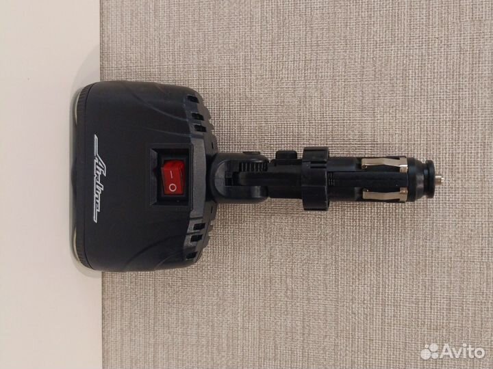 Автомобильная зарядка