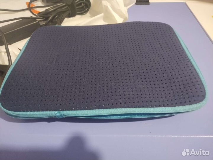 Летающий нетбук c установлеными OS/2 и Windows