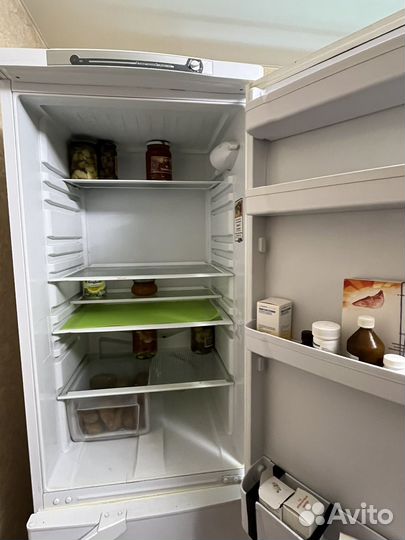 Бронь Холодильник бу Indesit