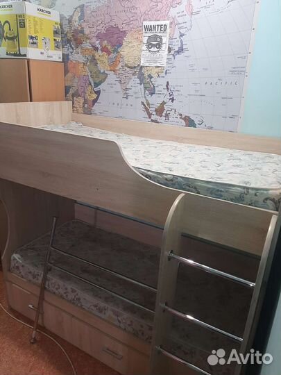 Детская кровать двухярусная