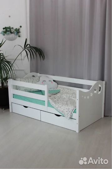 Детская кровать из массива цельной березы